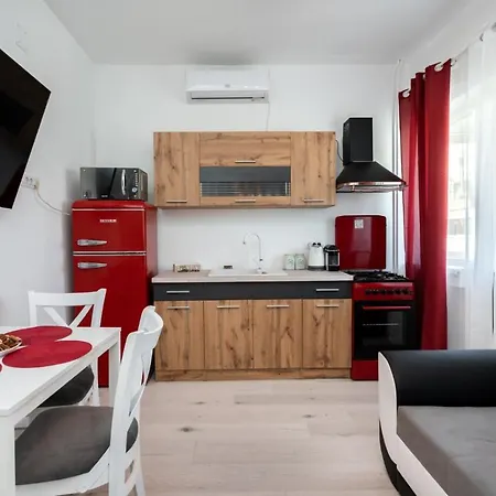 Spacious And Cozy In * Bucarest